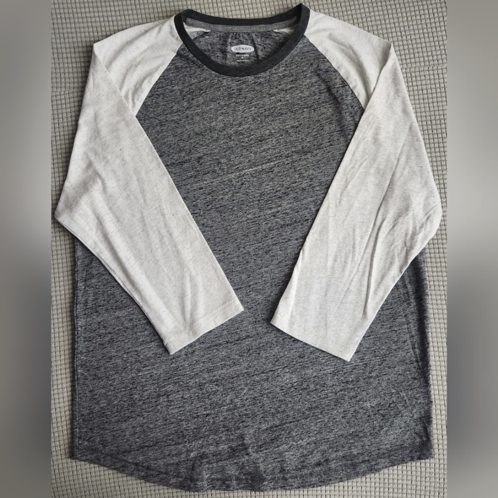 Medium - Old Navy Men's 3/4 Sleeve Raglan Gray Baseball T-Shirt Tee Shirt